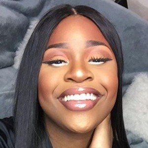 Nella Rose, 28 (YouTube明星)