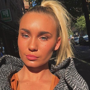 Nellie Gonzalez image 4