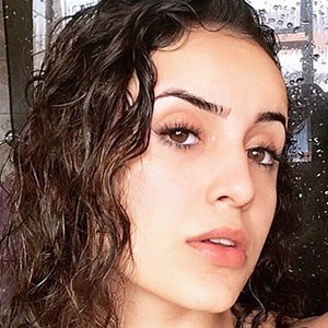 Nérida Barbosa, 27 (Estrella de YouTube)