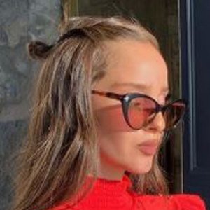 Neta Alchimister, 31 (Modelo)