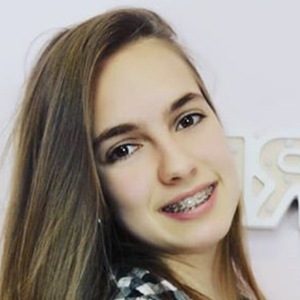 Neus SuperGuay, 19 (YouTube明星)