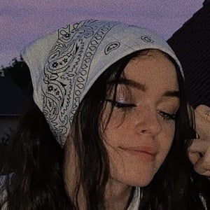nevaaadaa image 3
