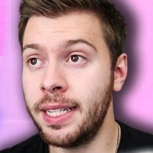 Newtiteuf, 29 (YouTube Star)