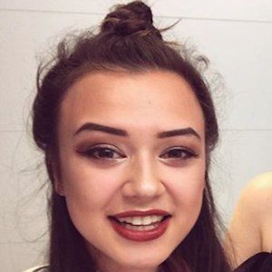 Nia Pickering image 4