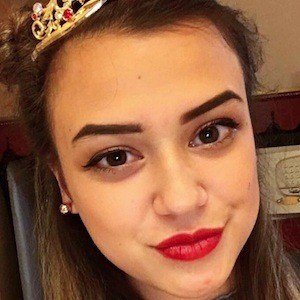 Nia Pickering image 7