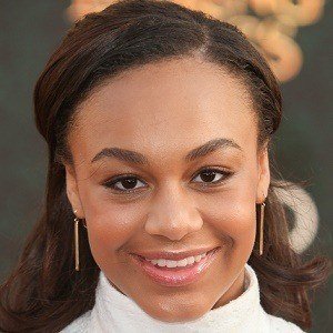 Nia Sioux, 24 (Dançarinos)