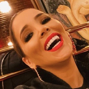 Niara Meireles, 41 (电视节目主持人)