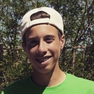 Nic Puehse, 27 (网球运动员)