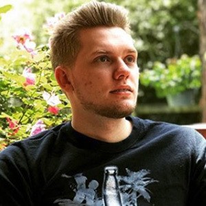 Nick Cannella, 30 (Киберспортсмен)