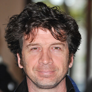 Nick Knowles, 63 (Presentador de Programa de Concursos)