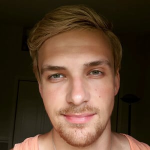 Nick Zhurav, 31 (Instagram Star)