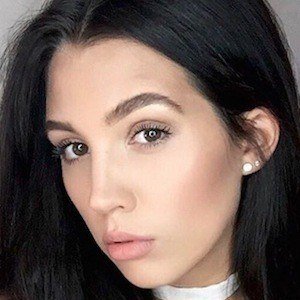 Nicki Andrea image 3