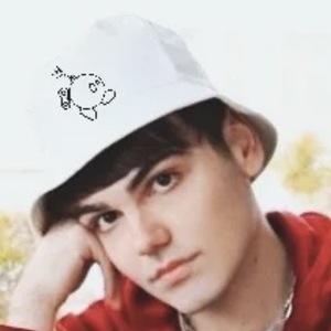 Nico Collins, 28 (YouTube明星)