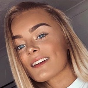 Nicolas Life image 7