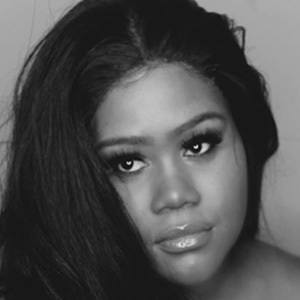 Nicole Anastasia, 32 (Instagram Star)