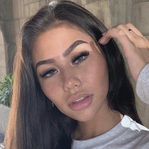 Nicole Anderson image 4