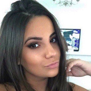 Nicole Corrales, 28 (Instagram Star)