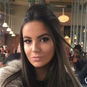 Nicole Corrales, 28 (Instagram Star)