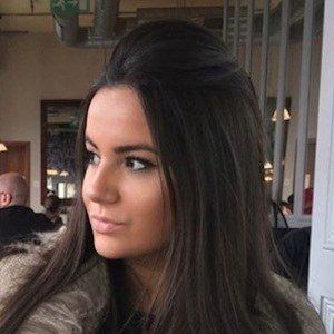 Nicole Corrales, 28 (Instagram Star)