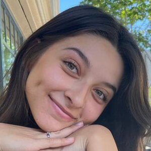 Nicole DeLaFuente, 21 (TikTok Star)