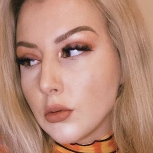 Nicole Downs, 25 (TikTok明星)