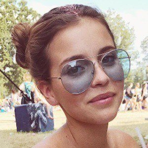 Nicole Falciani, 28 (Blogger)