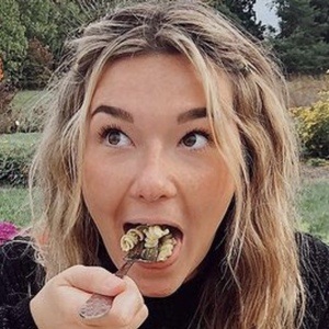 Nicole Kissler, 26 (TikTok Star)