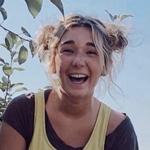 Nicole Kissler, 26 (TikTok Star)