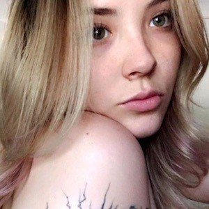 Nicole Love, 27 (Instagram Star)