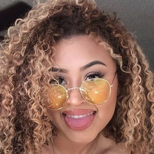 Nicole Ordoñez, 28 (Звезда Тиктока)