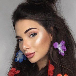 Nicole Pallado, 29 (Instagram Star)