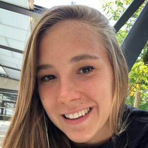 Nicole Regnier, 30 (Fußballspieler)