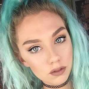 Nicole Skyes, 32 (YouTube明星)