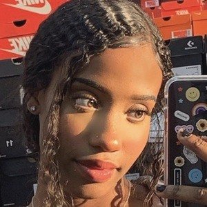 Nicole Stephens image 6