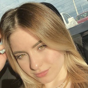 Nicole Tortolani, 25 (Instagram明星)