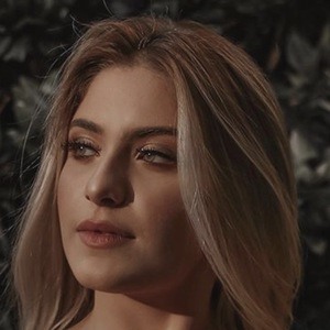 Nicole Tortolani, 25 (Instagram Star)