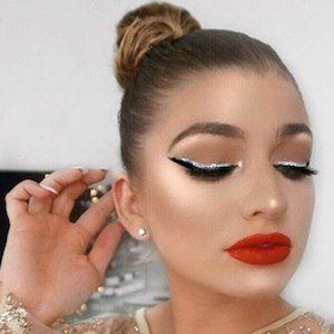 Nicole Wartenberg, 32 (YouTube Star)