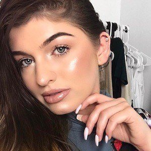 Nicole Wartenberg, 32 (YouTube Star)