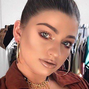 Nicole Wartenberg, 32 (YouTube Star)