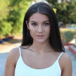 Nicoletta xo, 33 (YouTube Star)