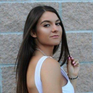 Nicoletta xo, 33 (Star di YouTube)