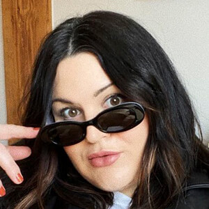 Nicolette Mason, 39 (博主)