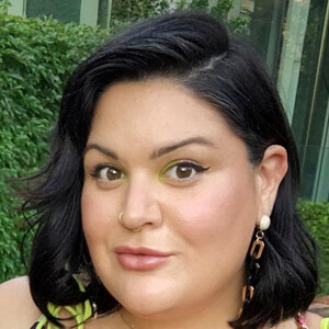 Nicolette Mason, 39 (Blogger)