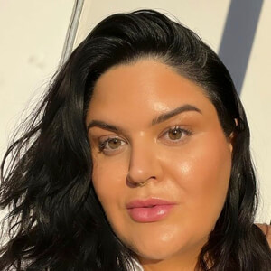 Nicolette Mason, 39 (博主)