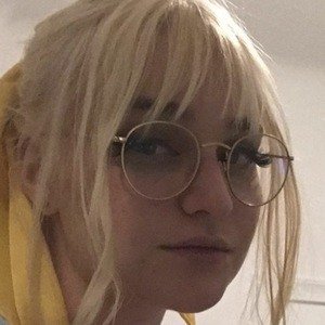 Nihachu, 23 (Twitch Star)