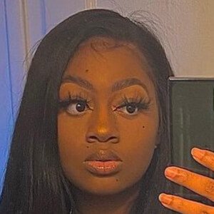 Nijhea Aniah, 22 (TikTok Star)