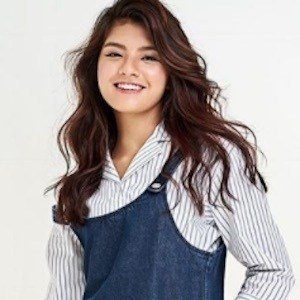 Nik Qistina, 25 (流行歌手)