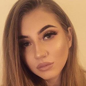 Nika Ilcic, 23 (YouTube明星)