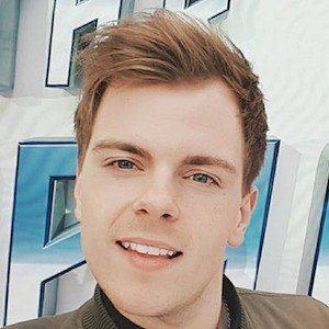 Niki Albon, 33 (YouTube明星)