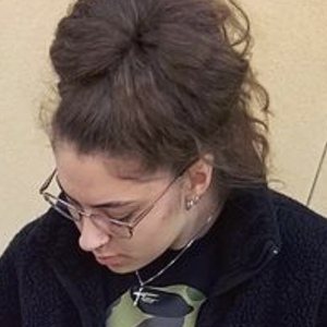 Niki Martinez image 3